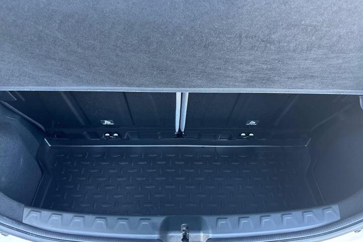 Hvid Toyota Aygo fra 2021