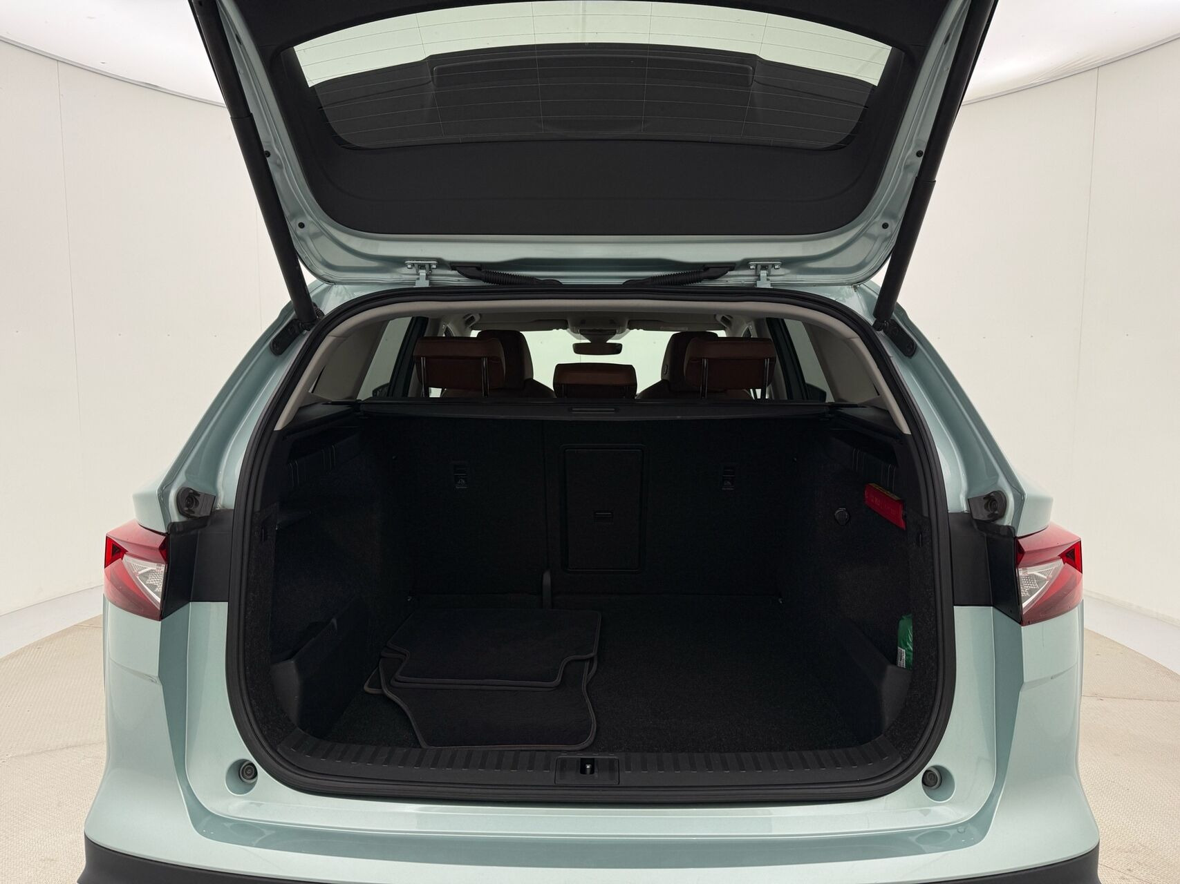 Sølv Skoda Enyaq fra 2021