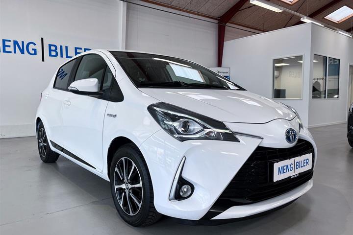 Hvid Toyota Yaris fra 2019