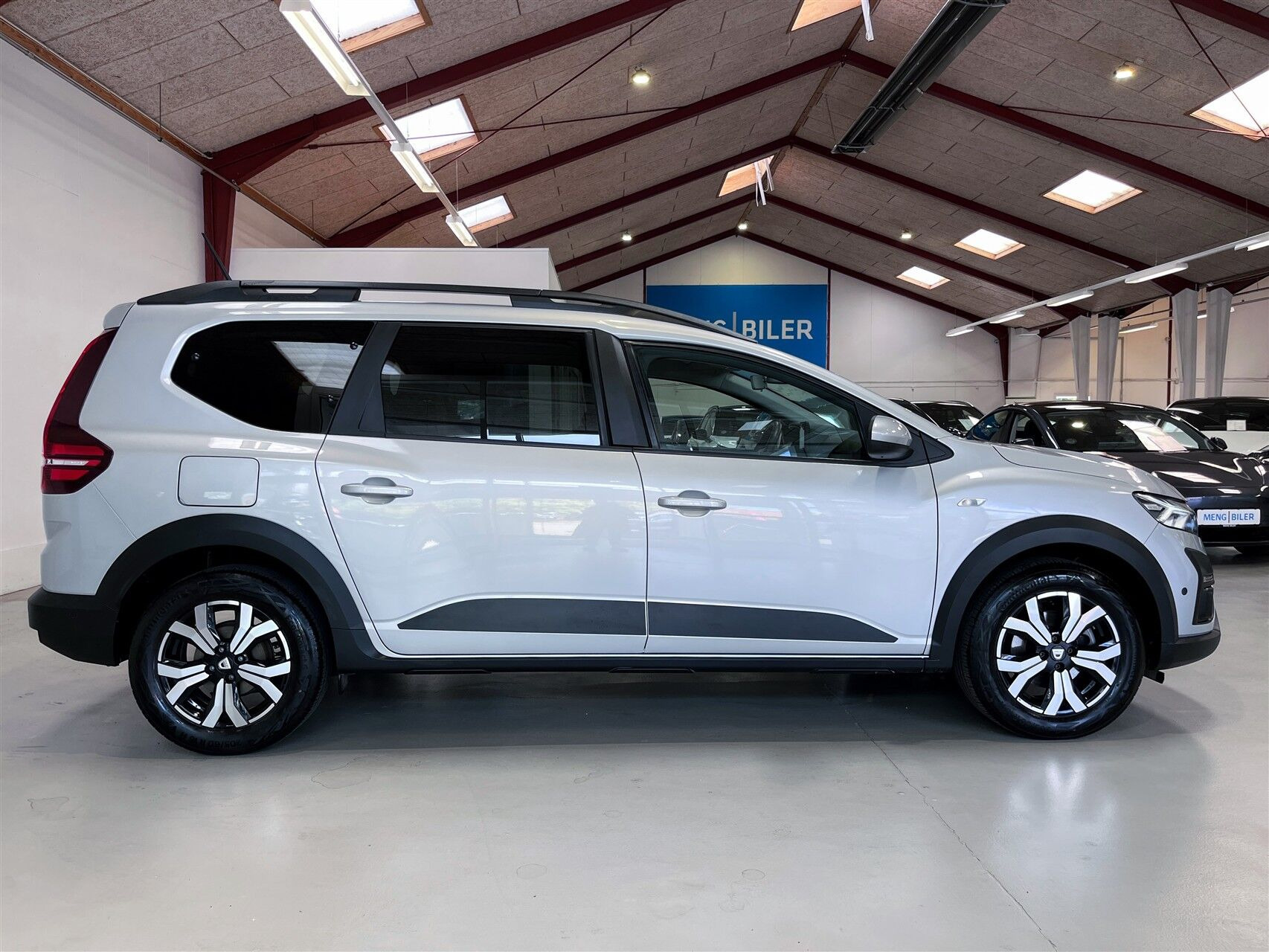 Sølv Dacia Jogger fra 2022