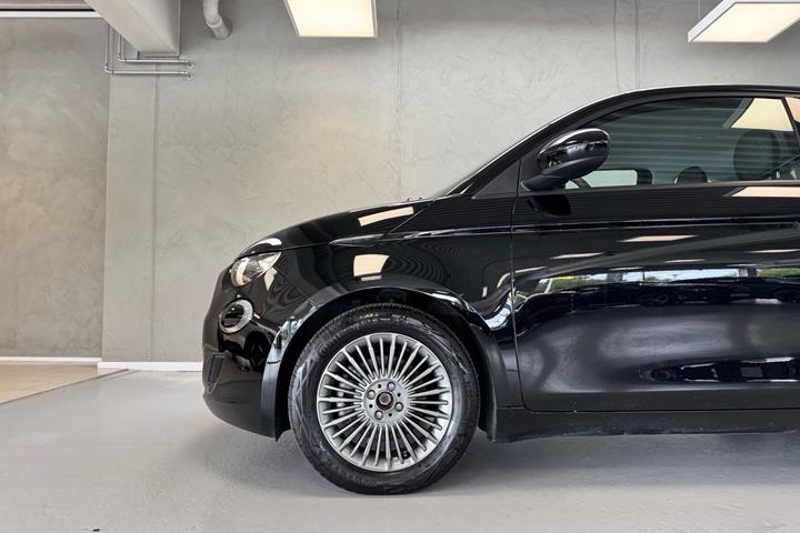 Sort Fiat 500e fra 2022