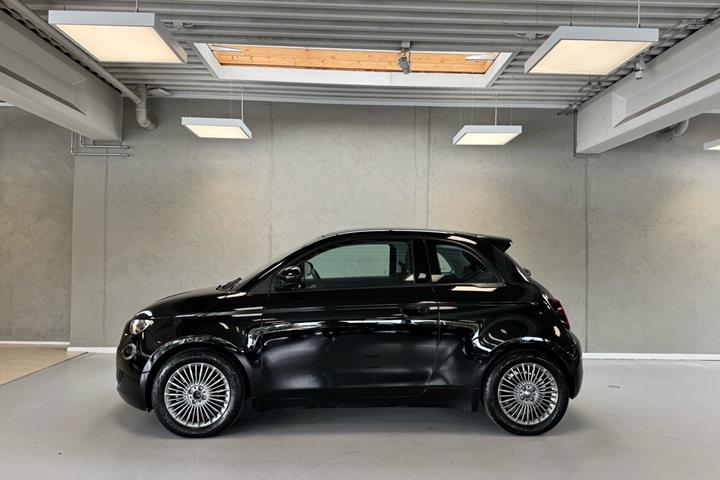 Sort Fiat 500e fra 2022