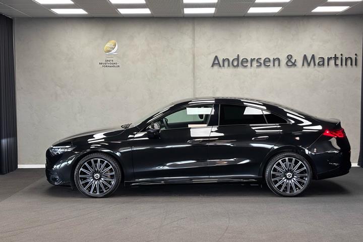 Sort Mercedes CLA250+ fra 2025