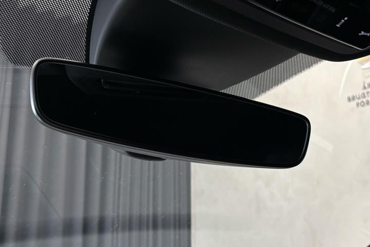 Hvid Seat Leon fra 2021