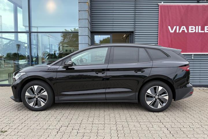 Sort Skoda Enyaq fra 2023