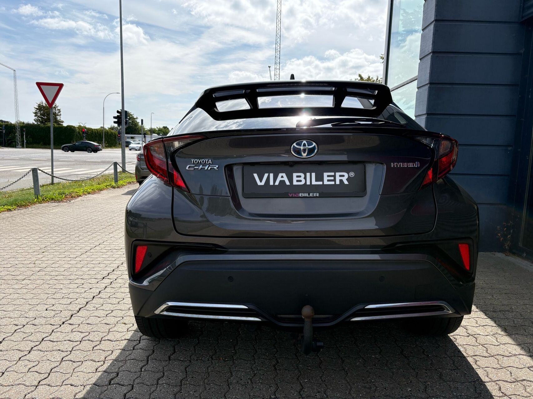 Sort Toyota C-HR fra 2020