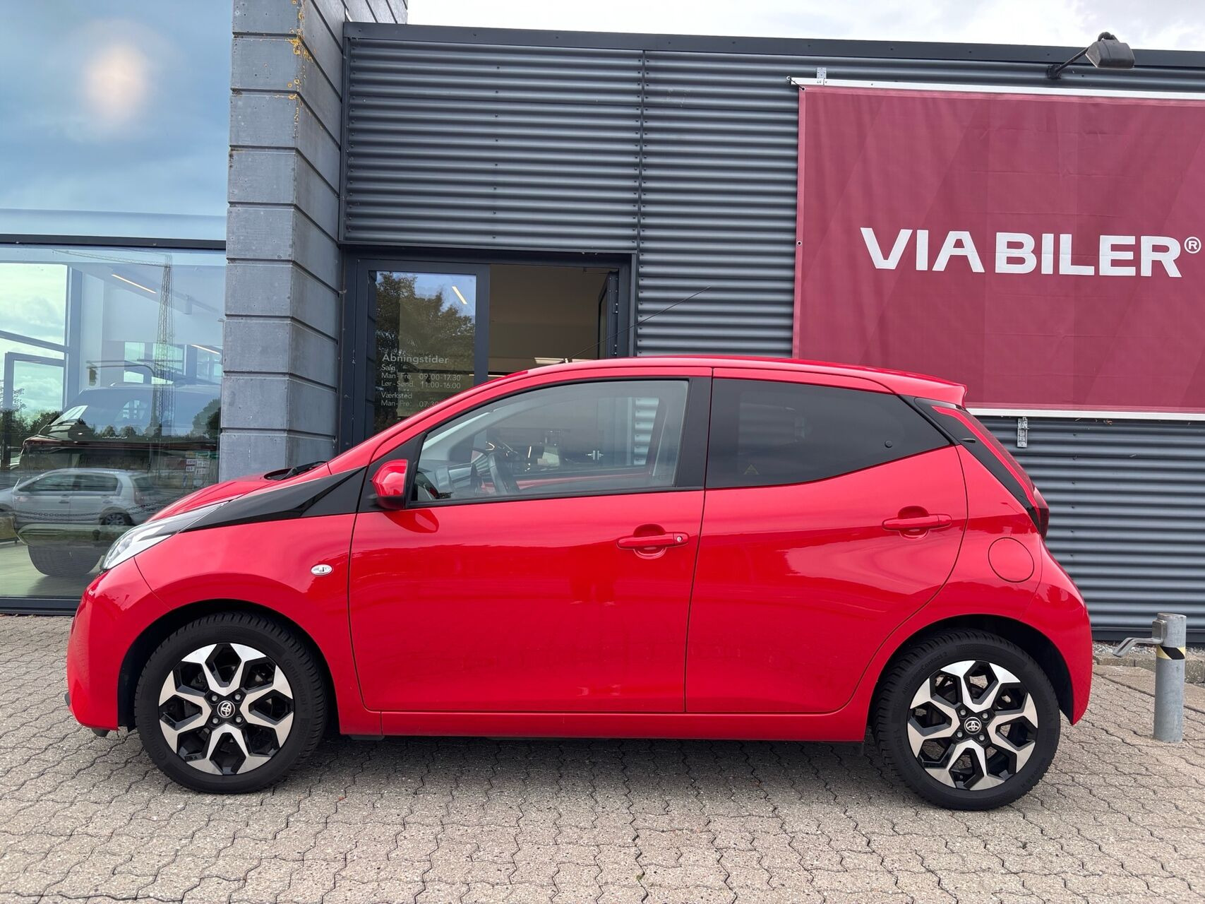 Rød Toyota Aygo fra 2020