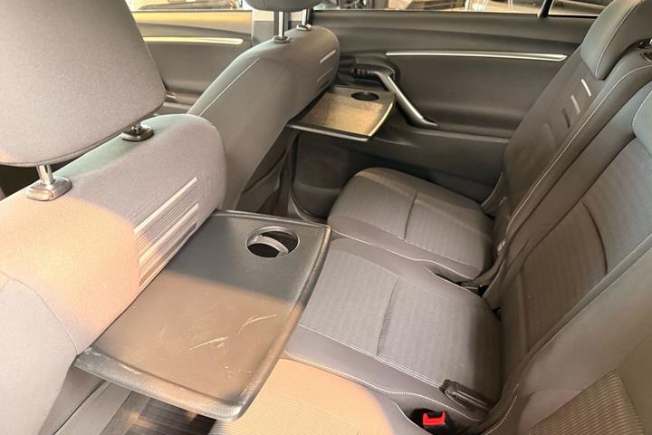Sort Toyota Verso fra 2017
