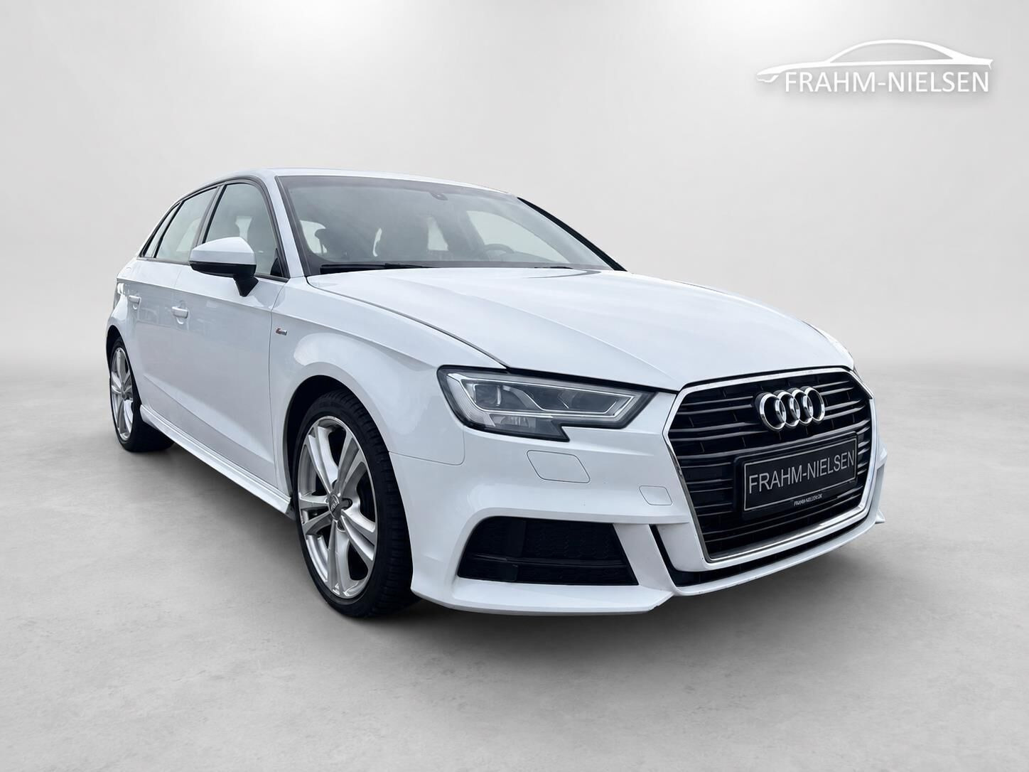 Hvid Audi A3 fra 2019