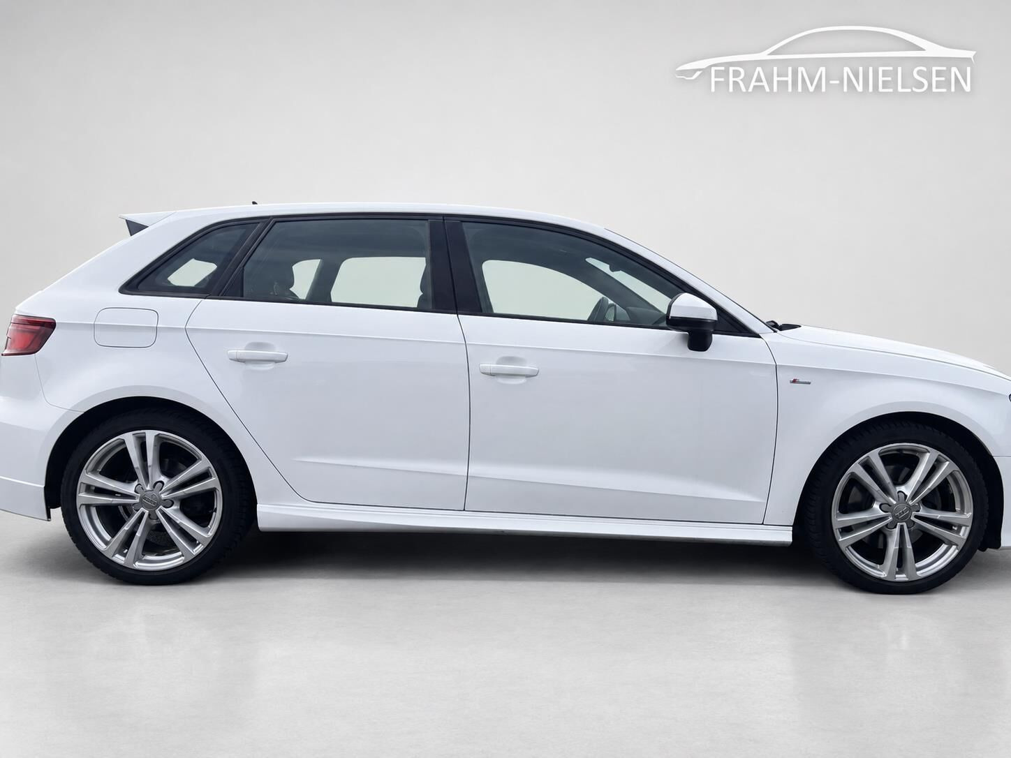 Hvid Audi A3 fra 2019
