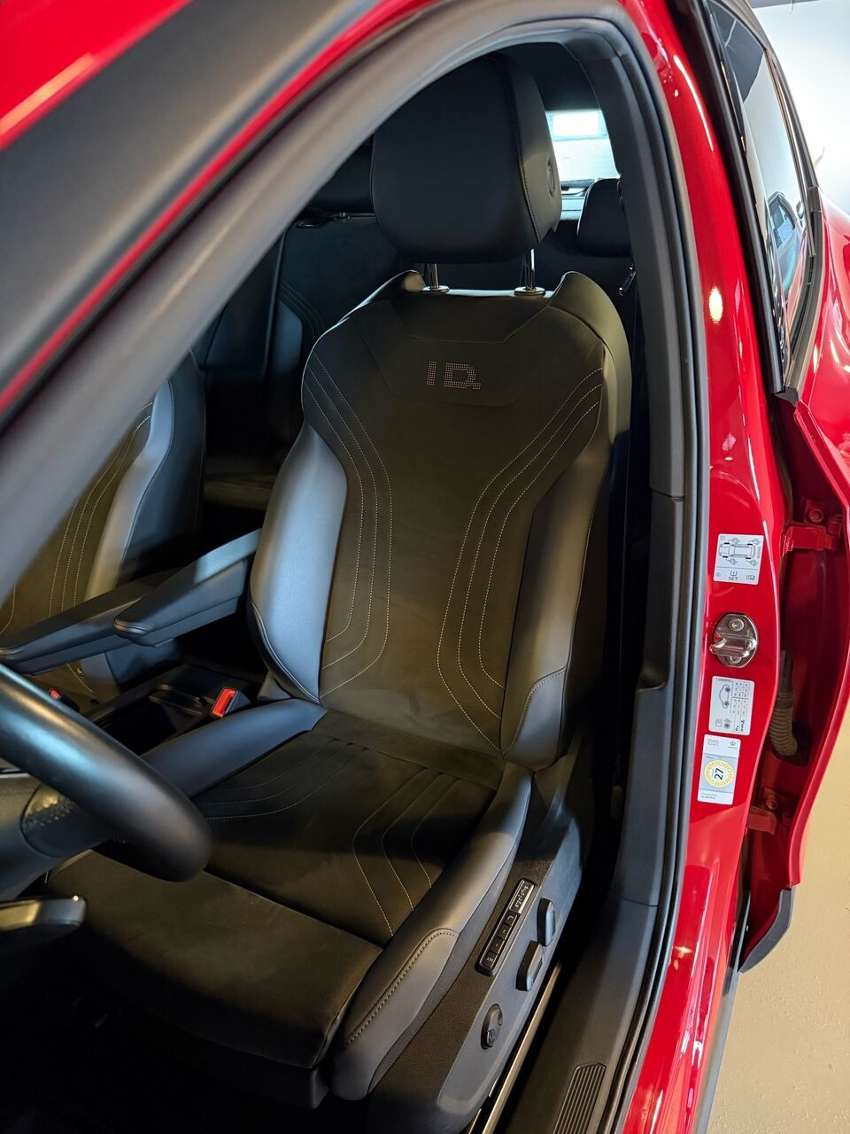 Rød VW ID.4 fra 2023