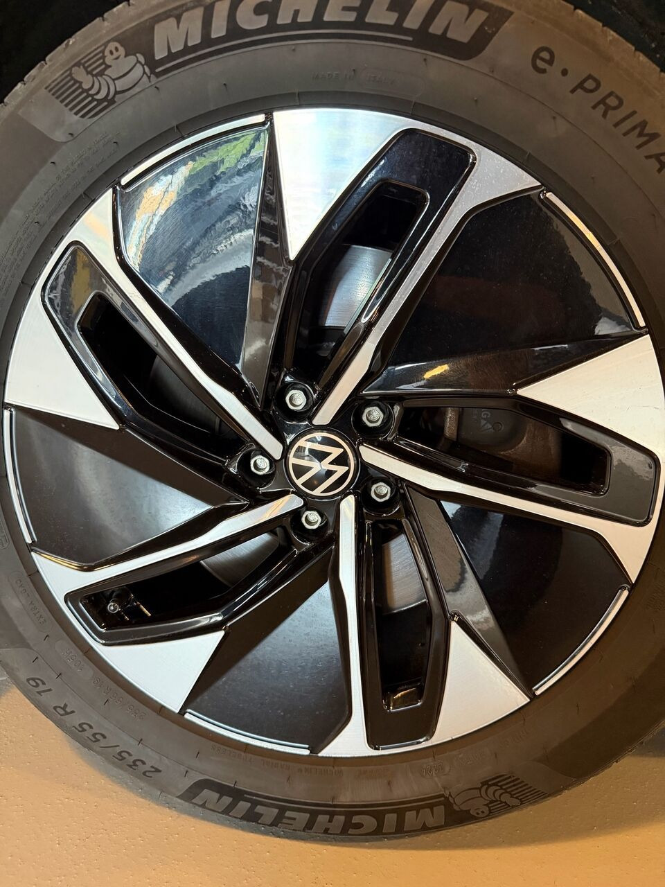 Rød VW ID.4 fra 2023