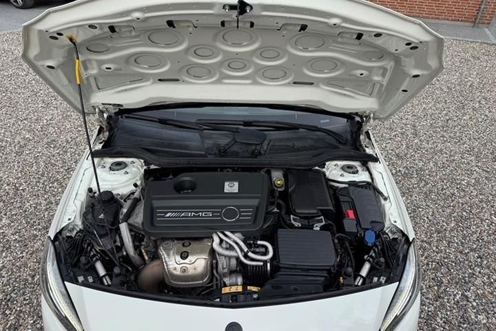 undefined Mercedes A45 AMG fra 2016