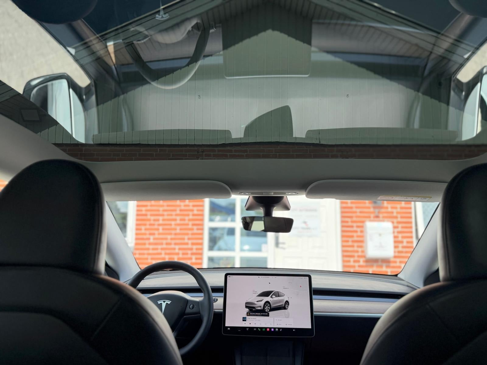 undefined Tesla Model Y fra 2023