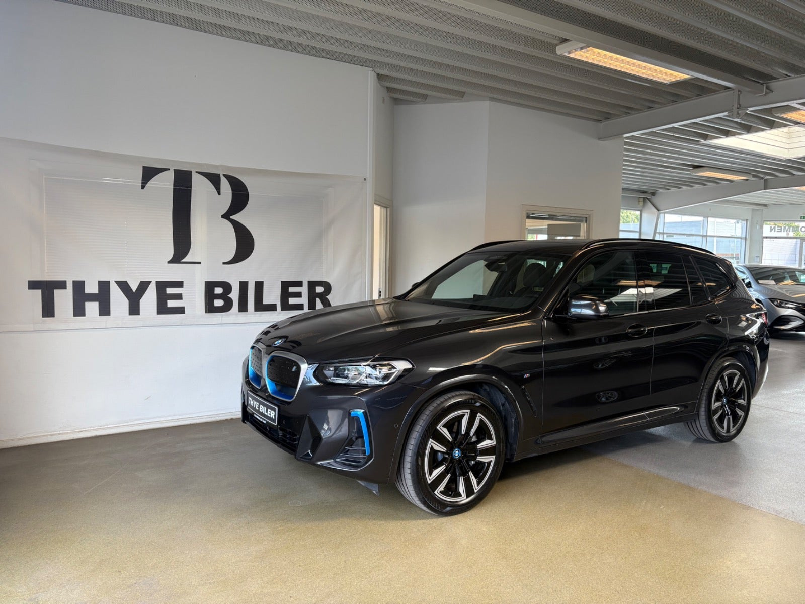 BMW iX3 Charged M-Sport