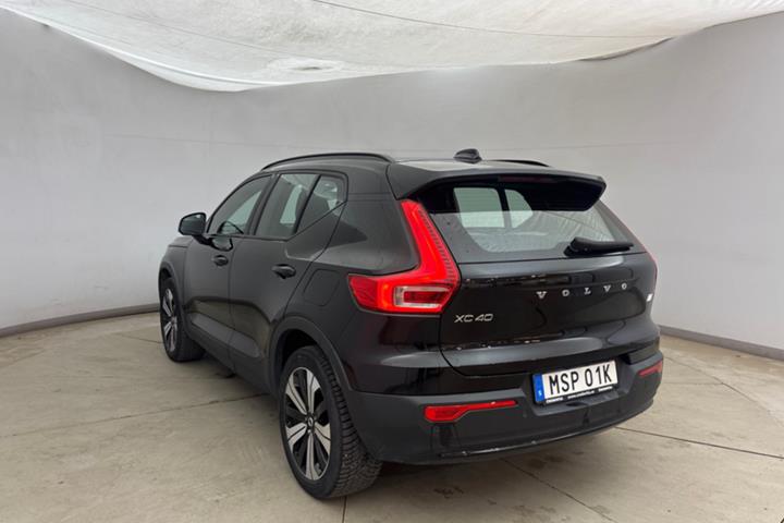 Sort Volvo XC40 fra 2023