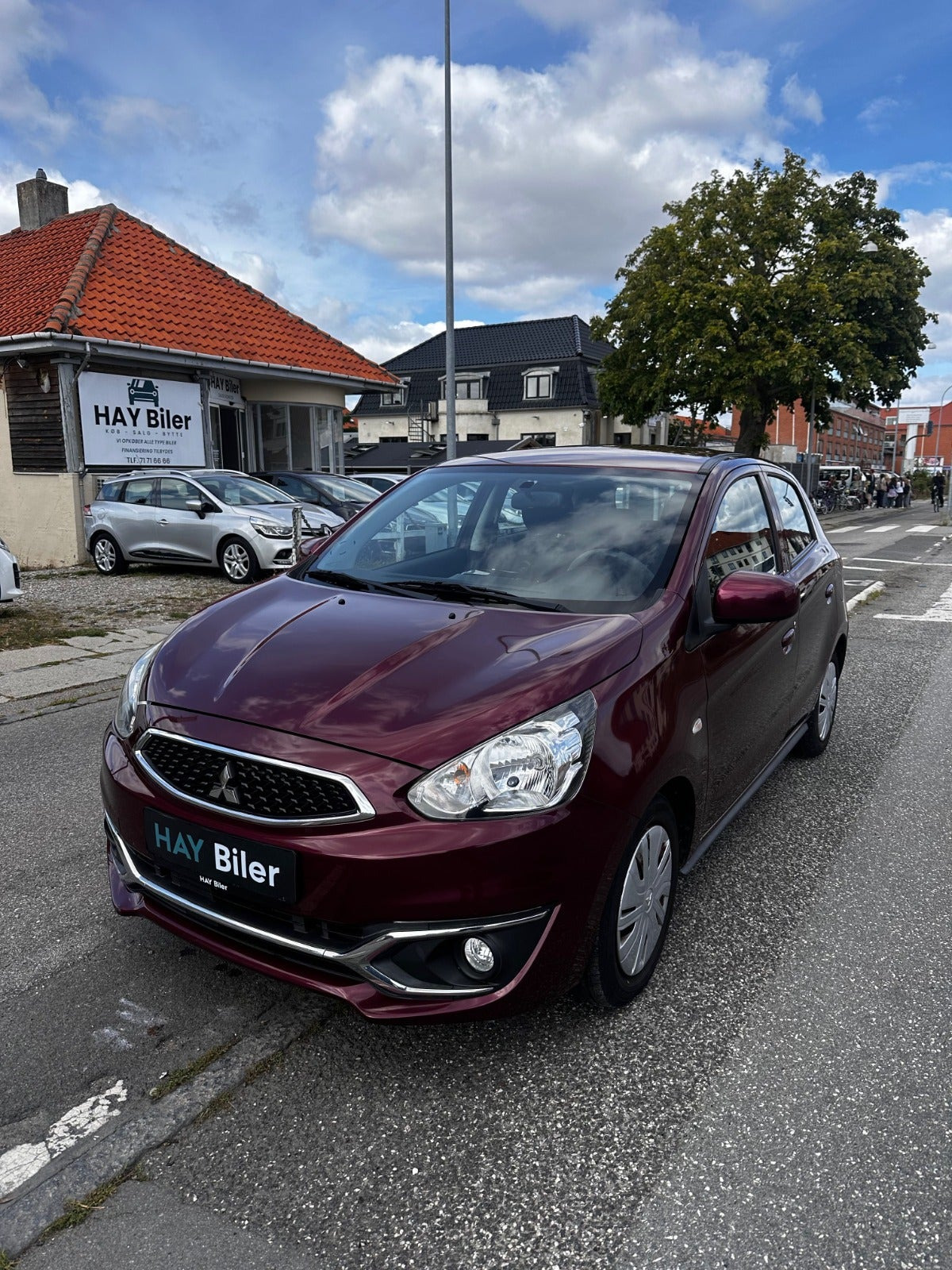 Rød Mitsubishi Space Star fra 2016