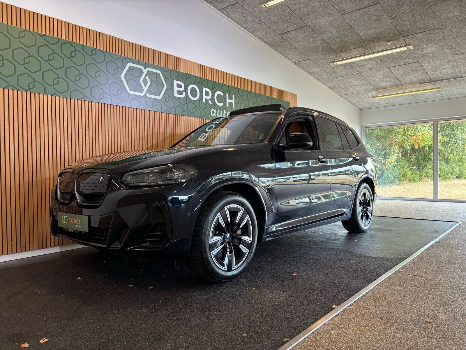BMW iX3 Charged M-Sport