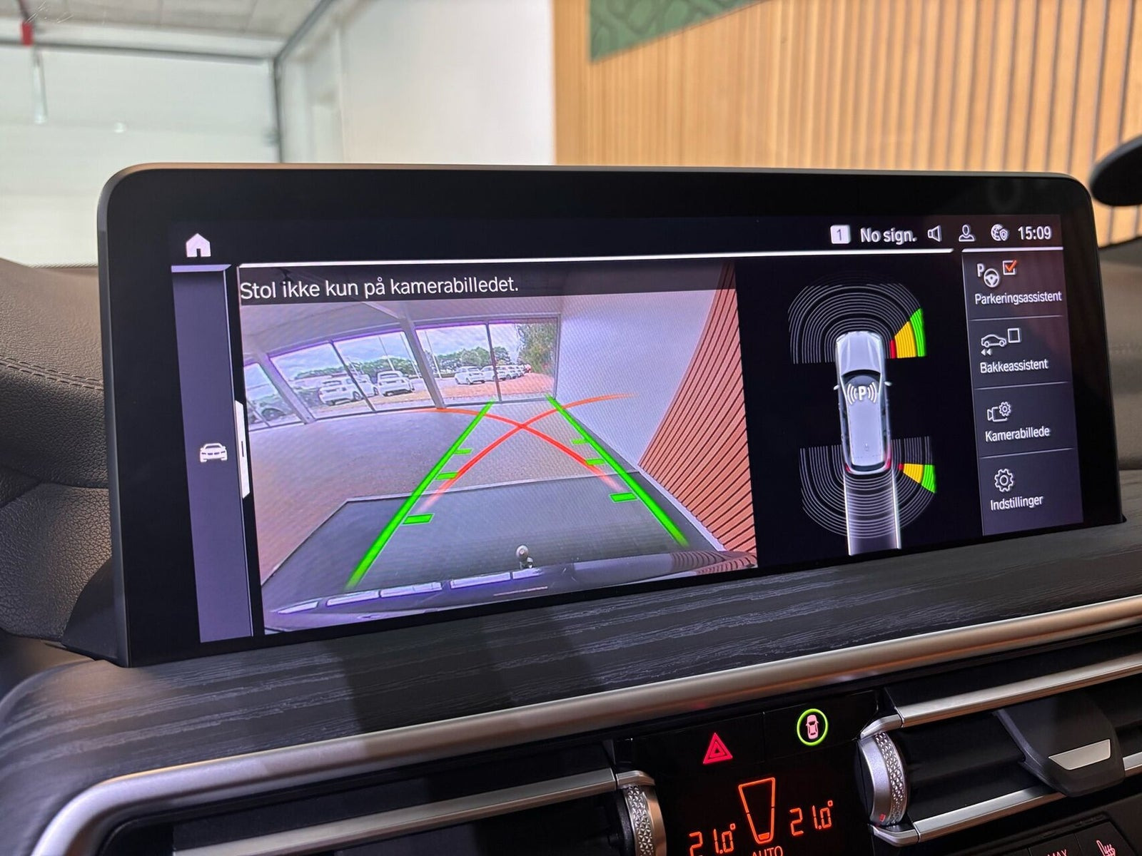 Sort BMW iX3 fra 2022