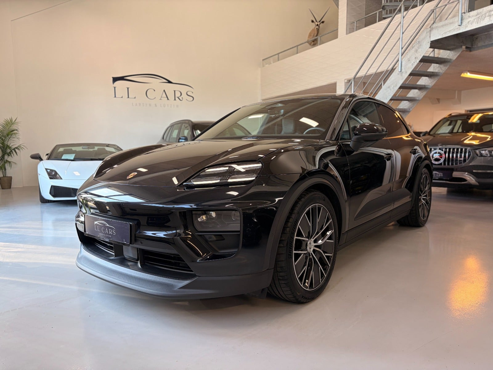 undefined Porsche Macan 4 fra 2026
