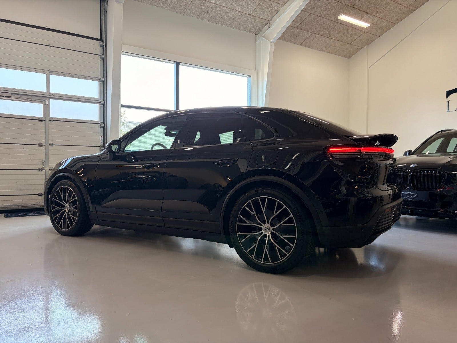 undefined Porsche Macan 4 fra 2026