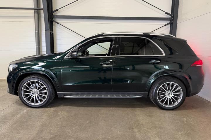 Grøn Mercedes GLE400 d fra 2020