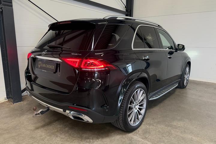 Grøn Mercedes GLE400 d fra 2020