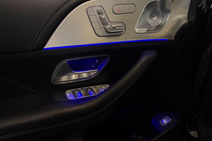 Grøn Mercedes GLE400 d fra 2020