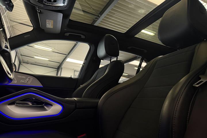 Grøn Mercedes GLE400 d fra 2020