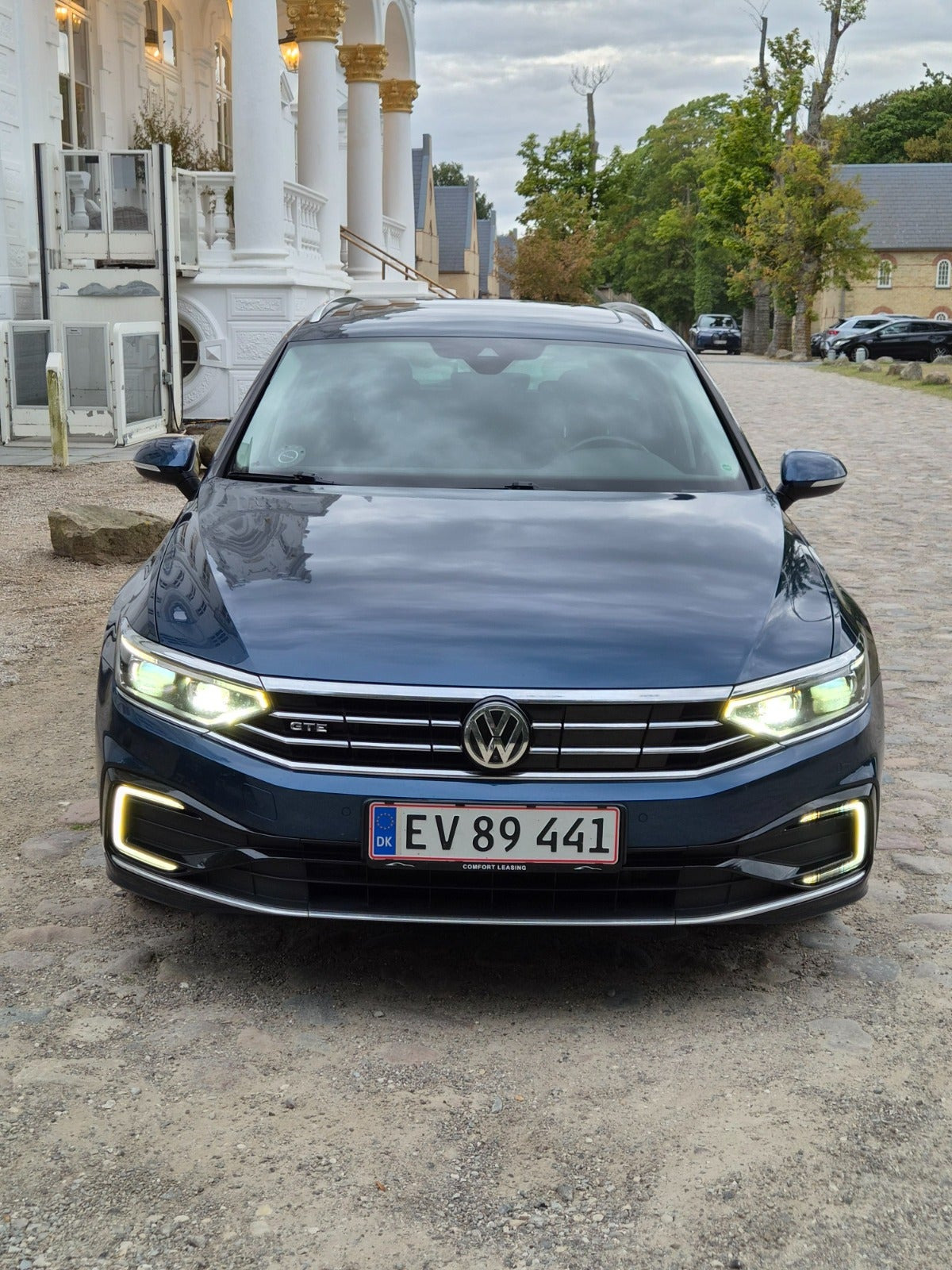 Sort VW Passat fra 2020