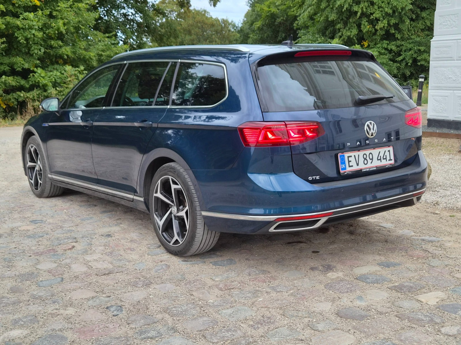 Sort VW Passat fra 2020