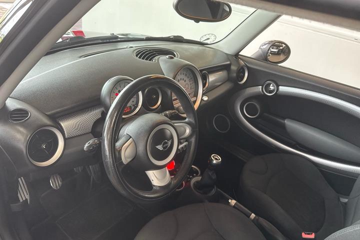 Sort Mini Cooper S fra 2008