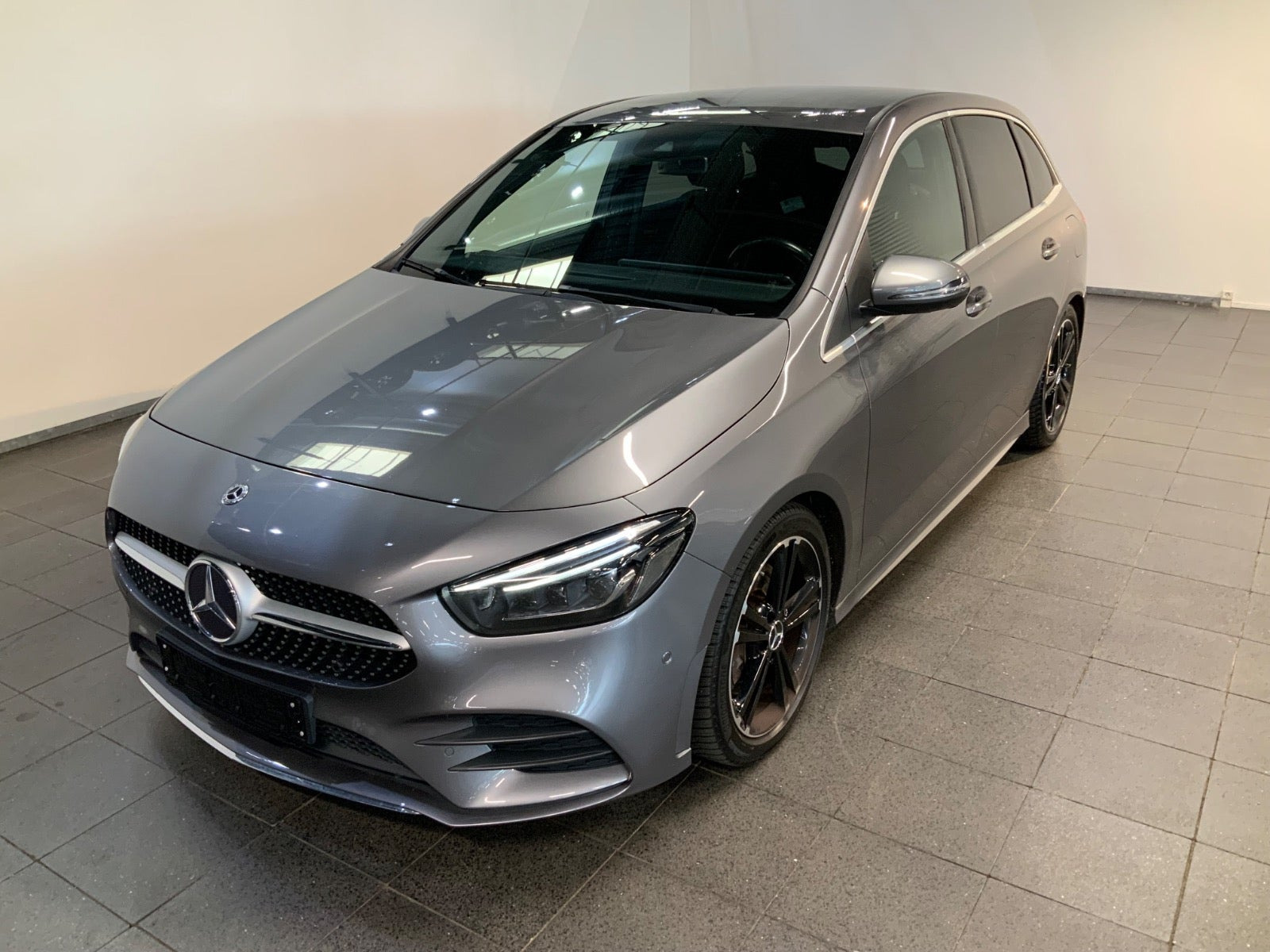 Mercedes B220 d 2,0 AMG Line aut.