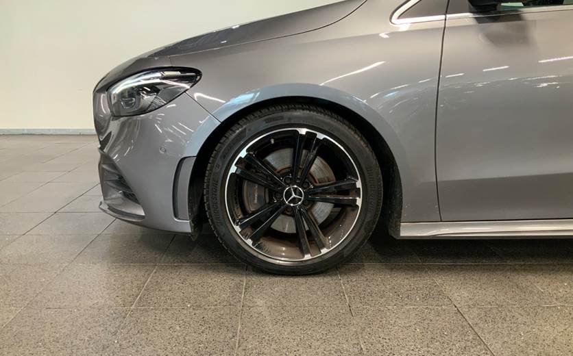 Mercedes B220 d