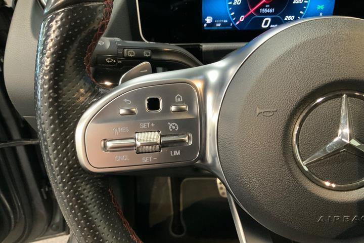 Grå Mercedes B220 d fra 2019