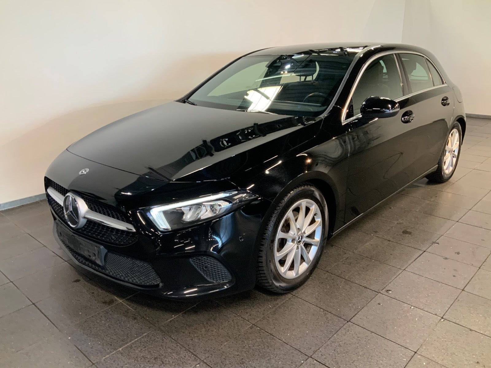 Mercedes A180 d 1,5 Progressive Line aut.