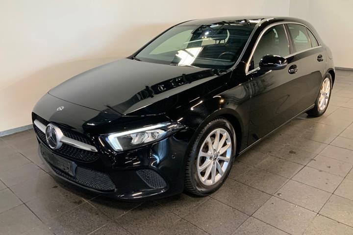 Sort Mercedes A180 d fra 2019