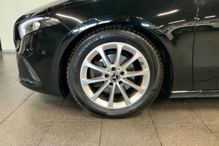Sort Mercedes A180 d fra 2019