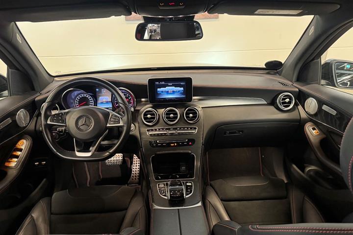 Sort Mercedes GLC43 fra 2017