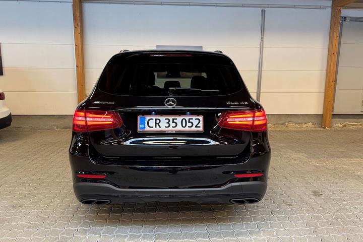 Sort Mercedes GLC43 fra 2017