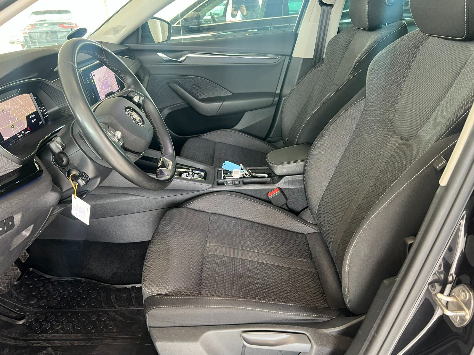 Sort Skoda Octavia fra 2021