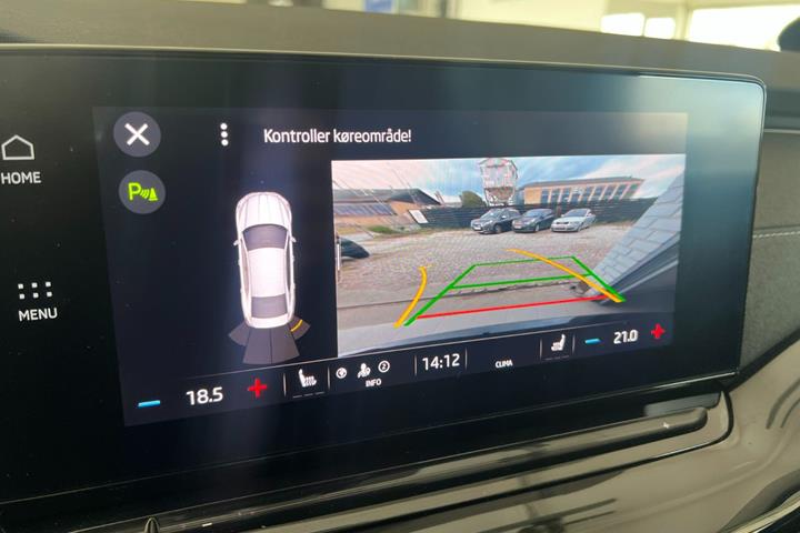 Sort Skoda Octavia fra 2021