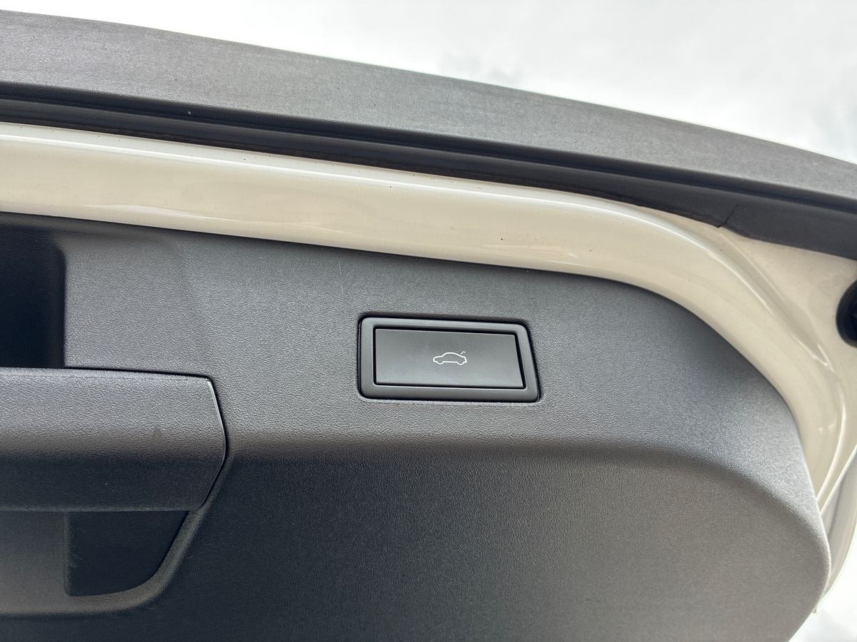 Hvid VW ID.4 fra 2023