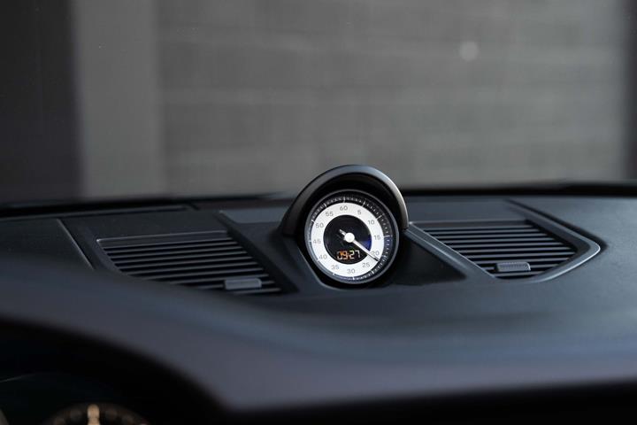 Sort Porsche 911 Carrera 4S fra 2022