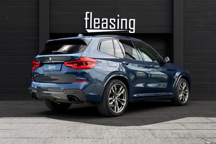 Blå BMW X3 fra 2018