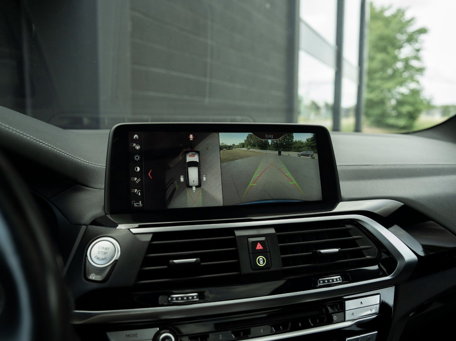 Blå BMW X3 fra 2018