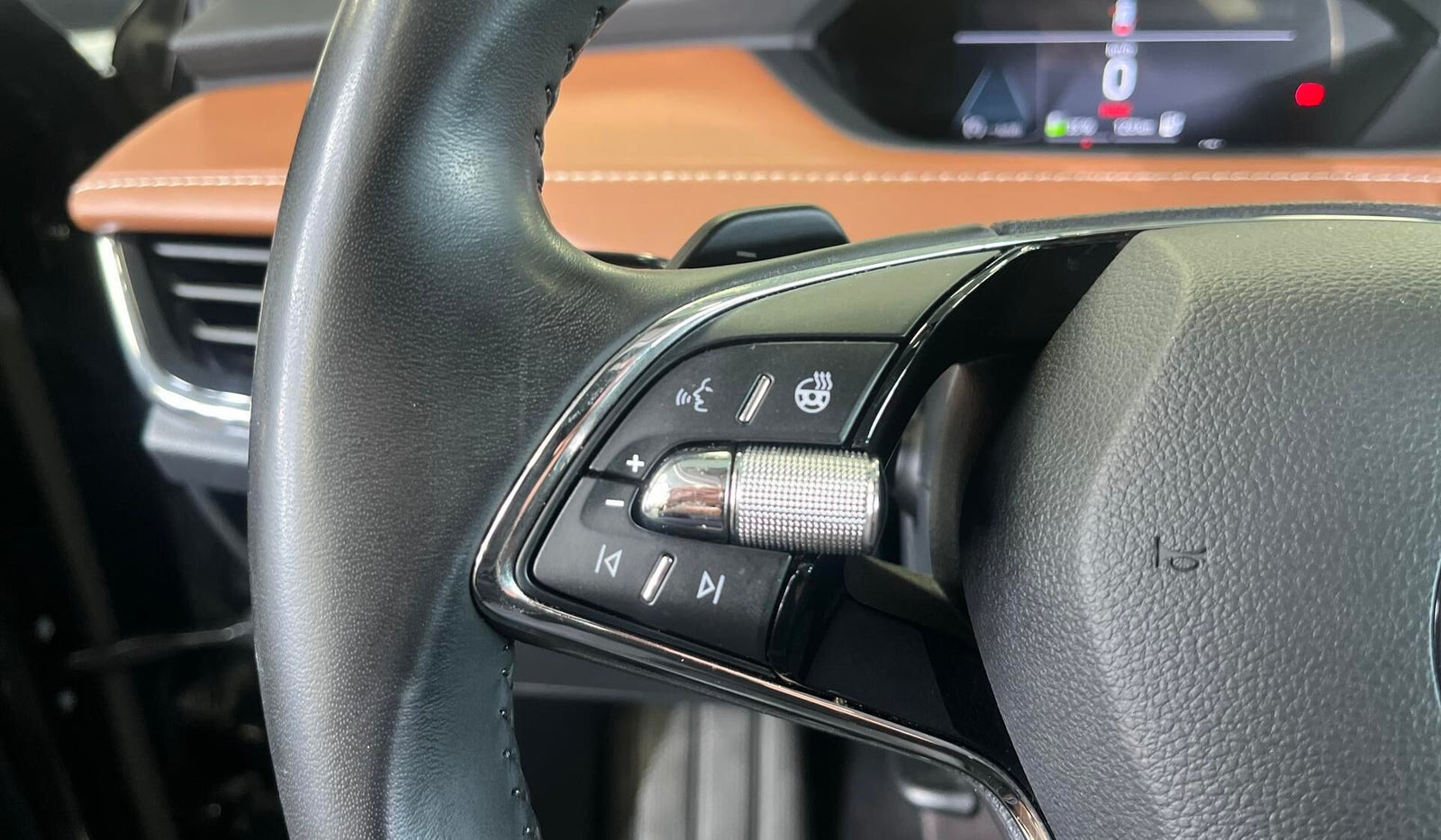 Sort Skoda Enyaq fra 2022
