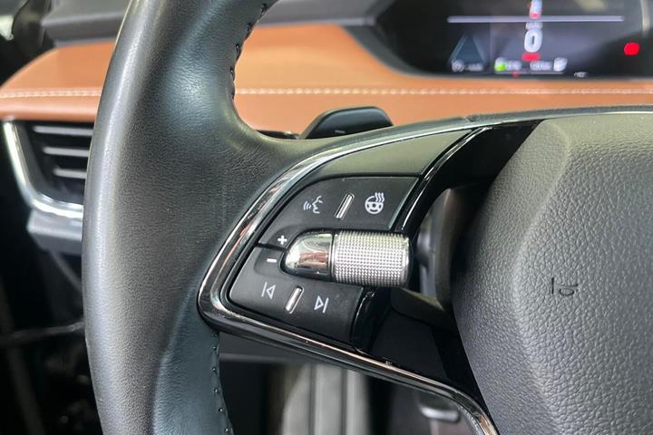 Sort Skoda Enyaq fra 2022