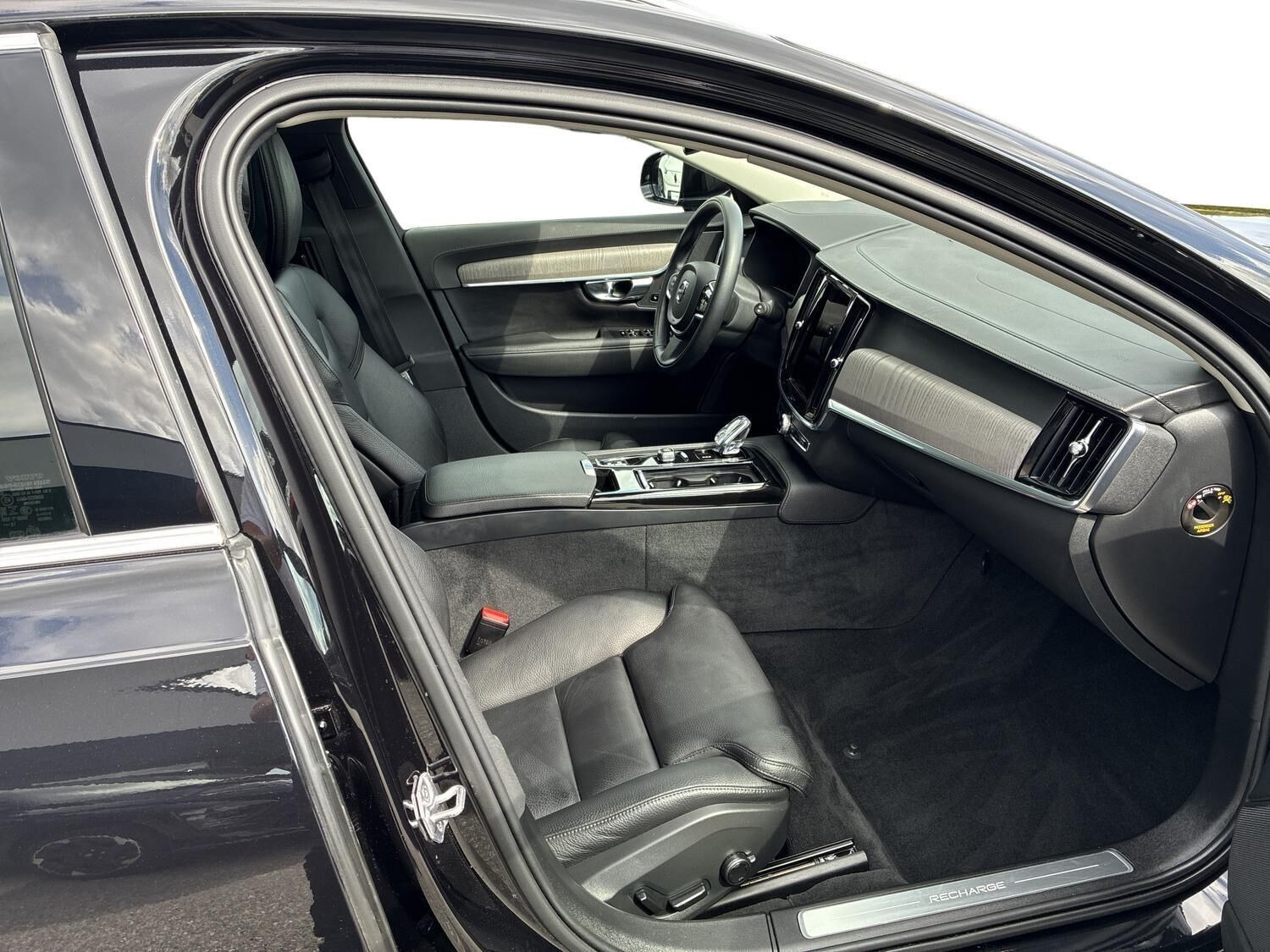 Sort Volvo V90 fra 2022