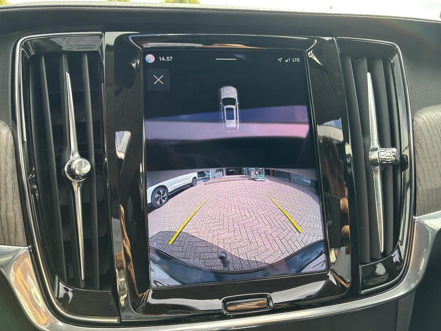 Sort Volvo V90 fra 2022